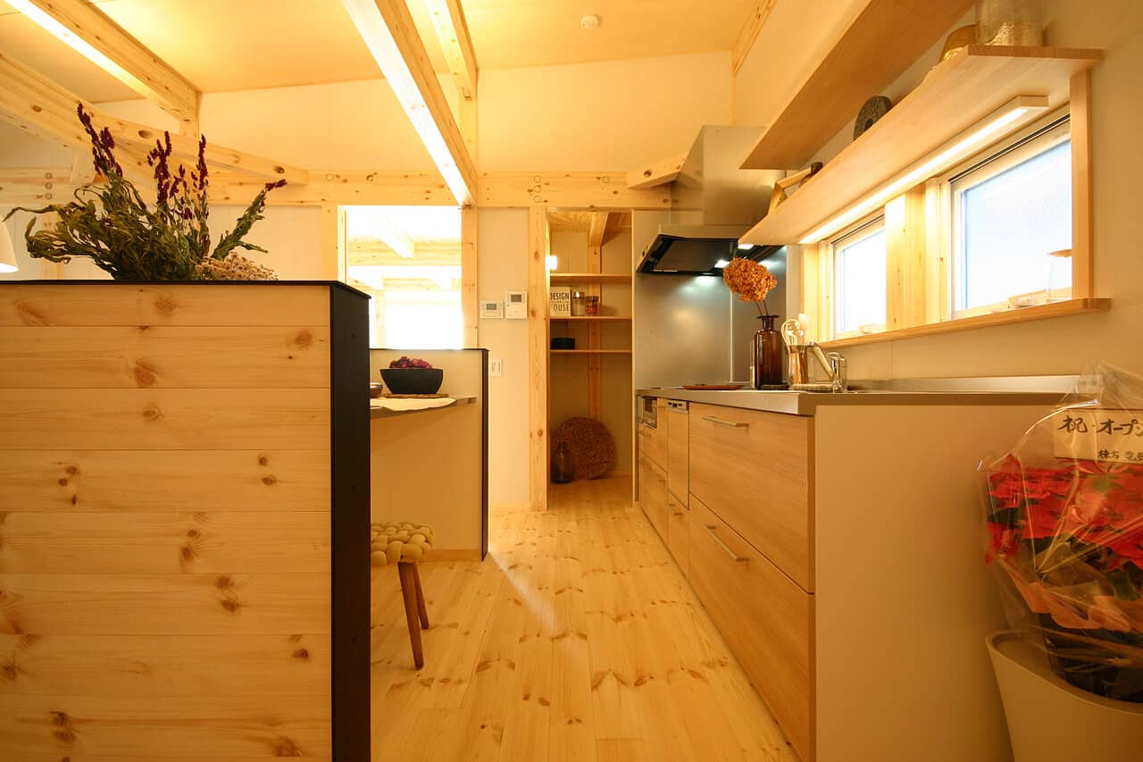 キッチン｜平屋の家 COVACO｜栃木県宇都宮市で注文住宅を手掛ける NEXT HAUS DESIGN の平屋モデルハウス