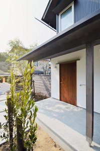 玄関｜BEAHAUS | S-SERIES｜栃木県宇都宮市で注文住宅を手掛ける NEXT HAUS DESIGN／ネクストハウスデザインの施工例