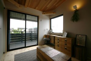 書斎｜BEAHAUS｜N-SERIES｜栃木県宇都宮市で注文住宅を手掛ける NEXT HAUS DESIGN／ネクストハウスデザインの施工例