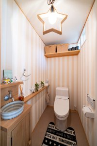 栃木県宇都宮市K様邸｜BOOOTS｜トイレ｜NEXT HAUS DESIGN