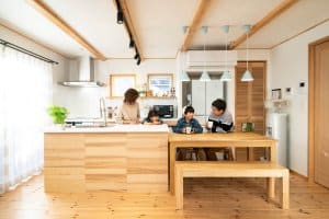 栃木県宇都宮市K様邸｜BOOOTS｜ダイニングキッチン｜NEXT HAUS DESIGN