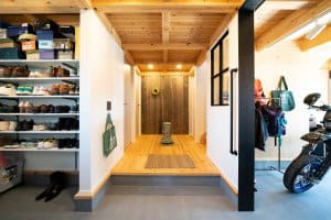 栃木県宇都宮市S様邸｜BEAHAUS｜玄関ホール｜NEXT HAUS DESIGN