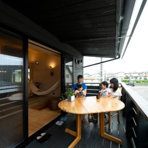 軒下の半外空間｜BEAHAUS｜NEXT HAUS DESIGN