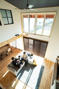 栃木県さくら市 K様邸｜Glamp｜吹き抜けリビング｜ネクストハウスデザイン