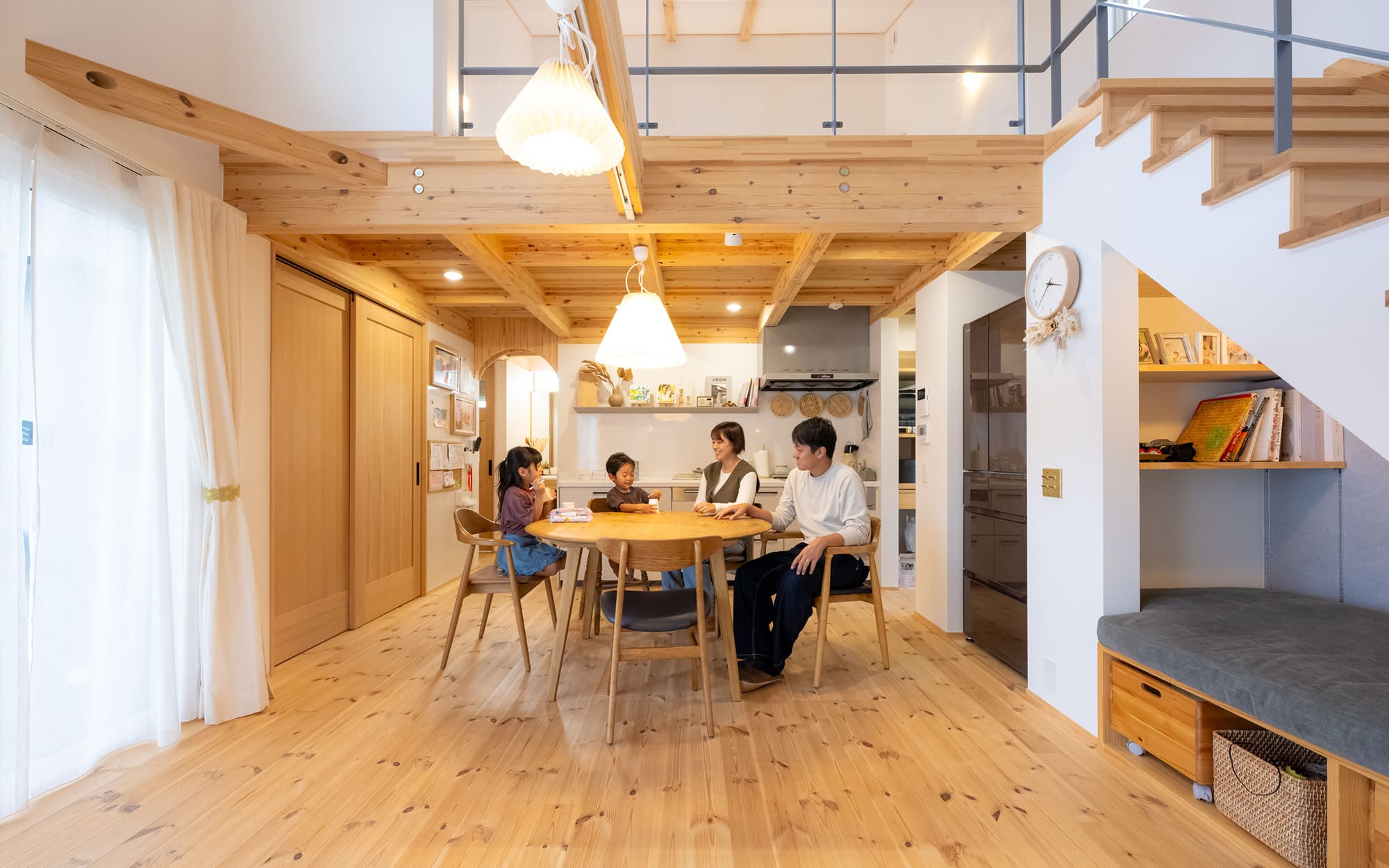 家族でDIYした“世界にひとつの家”